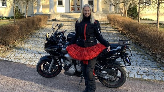 Motociklistes gars – Gerli Lehes ceļš no dāmu rallija līdz parādes priekšgalam