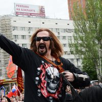 В рунете требуют остановить съемки фильма "Брат-3". Что происходит?