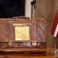 Новые налоги, зарплаты и пенсии: Сейм принял госбюджет Латвии на 2021 год