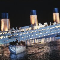 Pasaules lielākajā izstādē par 'Titāniku' Rīgā ikviens varēšot nofotografēties ikoniskajā kuģa priekšgalā
