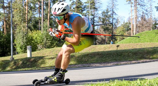 Vīgants un Kaparkalējs izcīna pasaules čempionu titulu rolllerslēpošanā komandu sprintā