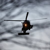Вооруженные силы призывают жителей не ослеплять лазером пилотов вертолетов