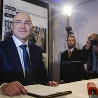 Hodorkovskis ieradies Šveicē