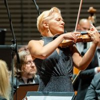 Vineta Sareika pametīs pasaulē slaveno Berlīnes filharmonisko orķestri