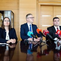 Kredīti un 14 amati – kas redzams jaunās Rīgas domes vadības deklarācijās