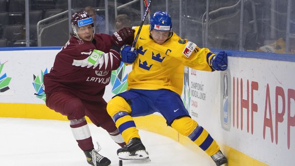 Hokejs, pasaules U-20 čempionāts: Latvija - Zviedrija - 2