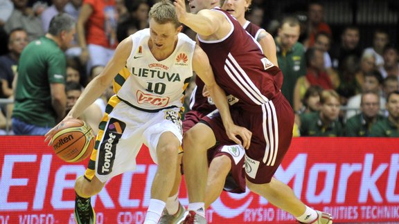 Pārbaudes spēle basketbolā: Latvija - Lietuva - 24