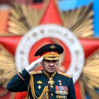 Šoigu nomaina Belousovs: kādēļ tas nepalīdzēs Krievijai karā