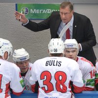 Aizsaulē negaidīti aizgājis pazīstamais KHL treneris Valērijs Belousovs