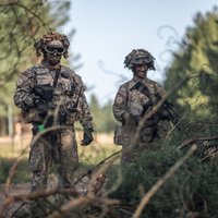 Foto: Militāro mācību 'Namejs 2018' aktīvā fāze risinās Ādažu poligonā