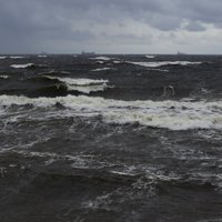 Naktī uz sestdienu Latvijā prognozē spēcīgu vētru