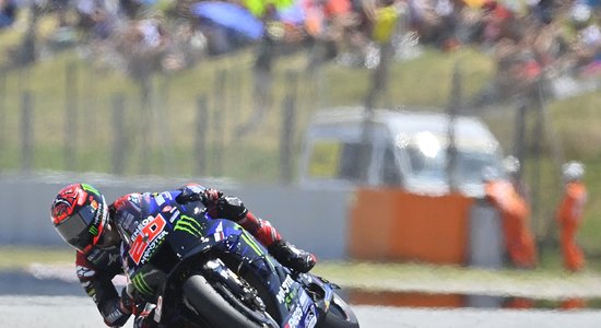 Kvartararo palielina pārsvaru 'MotoGP' kopvērtējumā; Espargaro pāragru svinību dēļ zaudē otro vietu