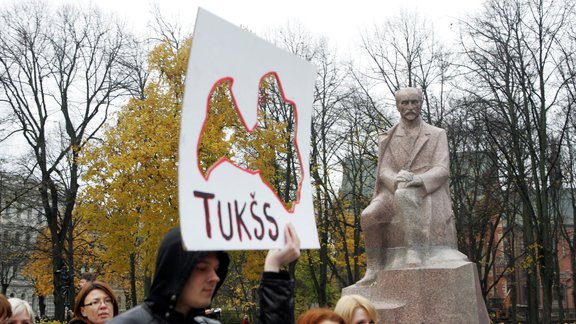 Studentu protests pie valdības - 10