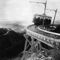 Ceļojums laikā: ASV pirmā elektriskā vilciena līnija, ko piemeklēja bēdīgs liktenis