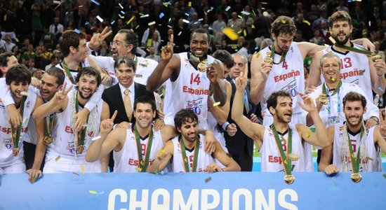 Spānijas basketbolisti otro reizi pēc kārtas triumfē Eiropas čempionātā