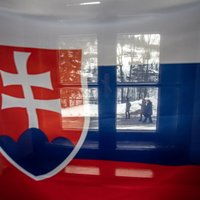 Slovākija izraida trīs Krievijas diplomātus