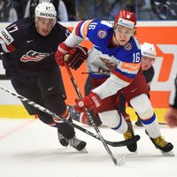 Video: ASV hokejisti PČ turpina lieliski un uzvar favorīti Krieviju