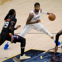'Clippers' neļauj 'Suns' noslēgt Rietumu konferences finālsēriju