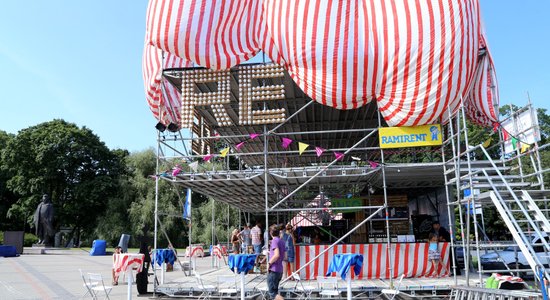 Foto: Festivāla 'RE RE Rīga!' cirka arēna pie Kongresa nama