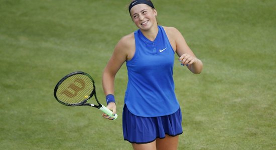 Ostapenko pēc Vimbldonas rangā zaudē trīs vietas; Gulbim minimāls kāpums