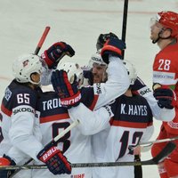 ASV hokejisti apbēdina pasaules čempionāta mājiniekus un Lukašenko