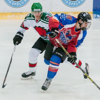 Foto: Spraiga cīņa starp 'Zemgale/LLU' un 'Liepāja' virslīgas čempionātā Liepājā