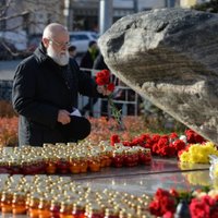 Maskavā ļaudis piemin Staļina režīma upurus