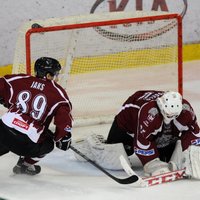 'Rīgas' hokejisti savā laukumā nosargā uzvaru MHL spēlē