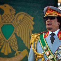 Lībija no DĀR vēlas atgūt Kadafi dimantus, zeltu un naudu