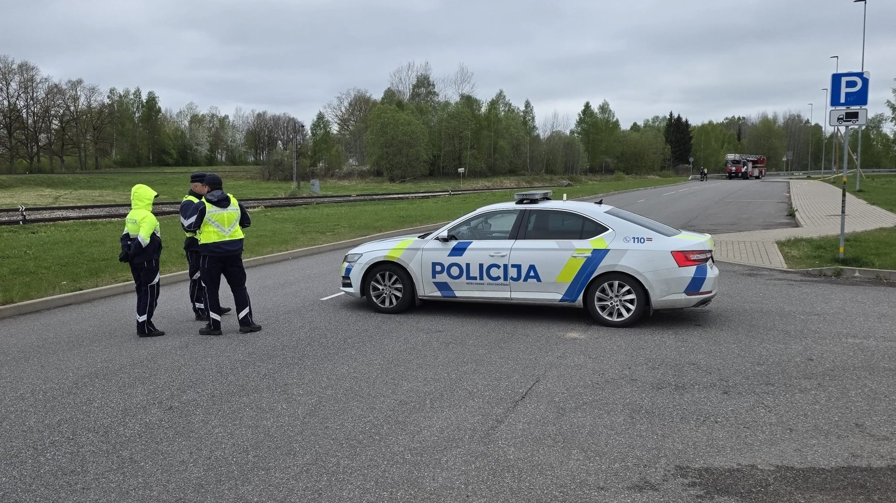 Tīmeklī izplata attēlus ar it kā Smiltenes novadā nogāzušos dronu – policija lemj par kriminālprocesu