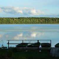 Сегодня температура воды в реках и озерах Латвии достигнет +20 градусов