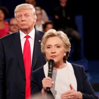 Klintones kampaņa apmaksājusi kompromitējošo pētījumu par Trampu