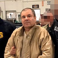 'El Chapo' gatavojas tiesai – aizstāvju komandā piepulcina slavenu mafiozo aizstāvi