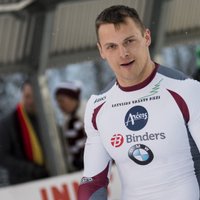 Бобслеист Дрейшкенс будет латвийским знаменосцем на открытии Олимпийских игр в Пхенчхане