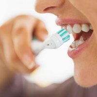 Cтоматологи: черные пасты с углем не отбеливают зубы