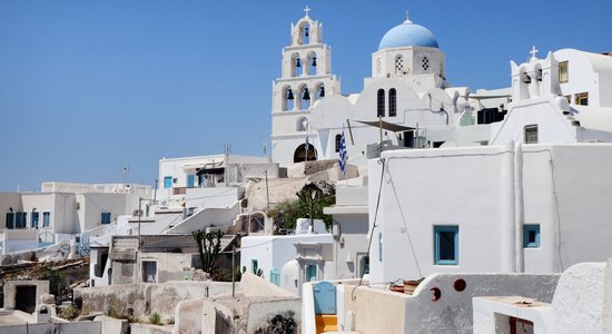 Kā aizbēgt no Santorini tūristu pūļiem un atklāt salas noslēpumus