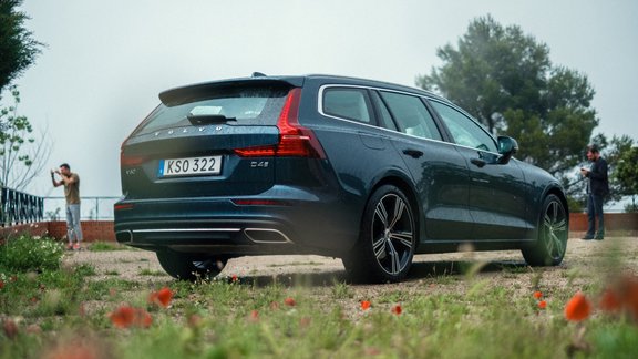 Volvo V60 - 29