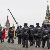 Krievijas policistiem mobilizācijas periodā aizliedz izbraukt no valsts