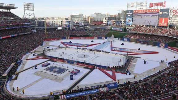 Winter Classic Blackhawks Capitals Hockey.JPEG-0ddfa