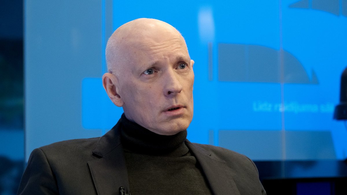 Jūs manipulējat!" - Hermanis pārliecināts, ka "Bez partijām" domubiedri ir uzticami