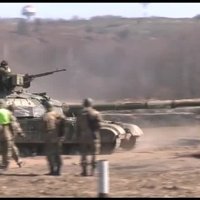 Video: Ukrainas karavīri cītīgi trenējas aizstāvēt savu zemi