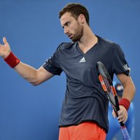 Gulbis ATP turnīrā Ženēvā neatrod pretargumentus spēcīgajam Zverevam