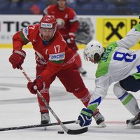 Video: Baltkrievijas hokejisti PČ iesāk nepārliecinoši