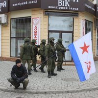 Krievijas propaganda uzkurina naidu Krimā, izpētījis 'The Guardian'