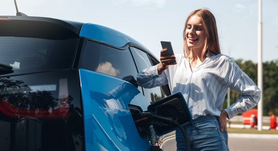 Sāk veidoties lietotu elektroauto tirgus. Vai vērts apsvērt šāda auto iegādi un ko ņemt vērā