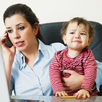 Nejusties vainīgai un plānot darāmo – padomi mammām laika līdzsvarošanai starp darbu un ģimeni