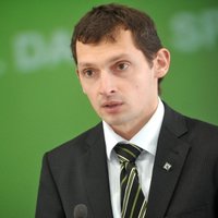 Zaļā partija neatbalstīs Lemberga virzīšanu premjera amatam, apgalvo Silenieks