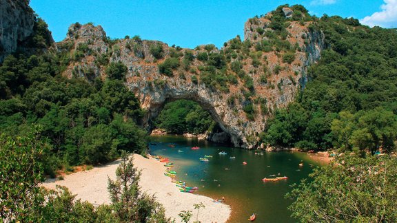 Le Pont d'Arc, arkas tilts, Ardēša upe, Francija