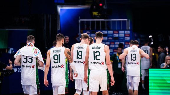 Basketbols, Pasaules kauss. Ceturtdaļfināls: LIetuva - Serbija - 33