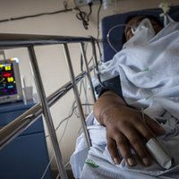 Коронавирус: рекордная смертность в Бразилии, итальянцы подали в суд на власти